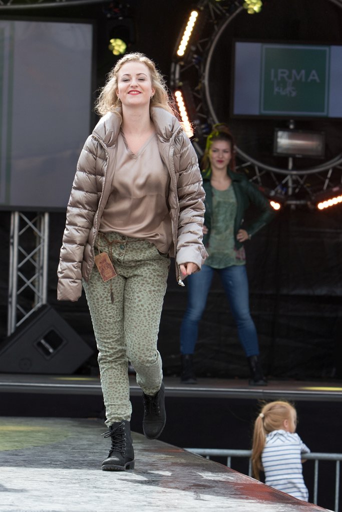 Modeshow2017 1C 189.jpg